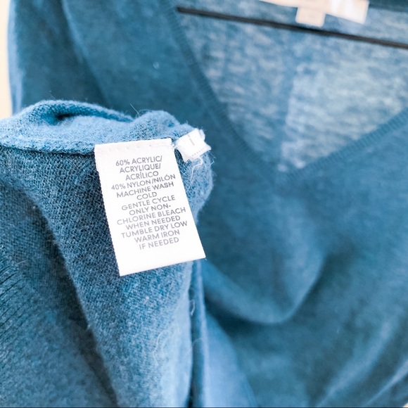 LOFT Light Summer Sweater - Picture 2 of 2